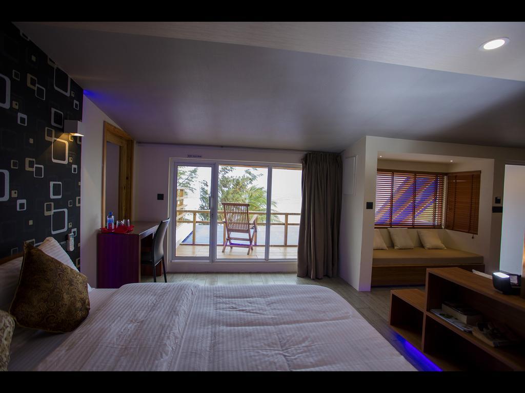 Ripple Beach Inn Хулхумале Стая снимка