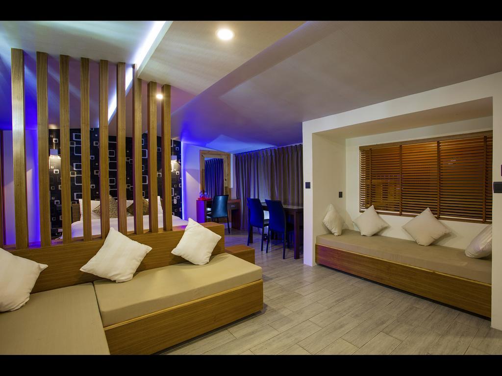 Ripple Beach Inn Хулхумале Стая снимка