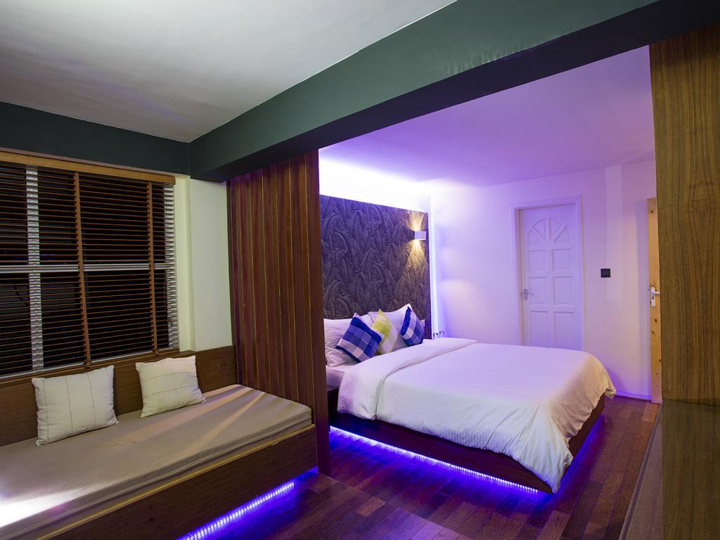 Ripple Beach Inn Хулхумале Стая снимка