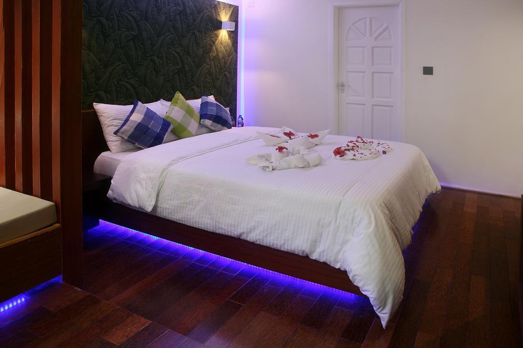 Ripple Beach Inn Хулхумале Стая снимка