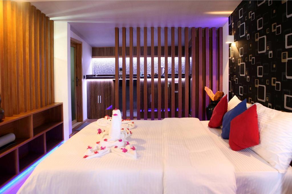Ripple Beach Inn Хулхумале Стая снимка