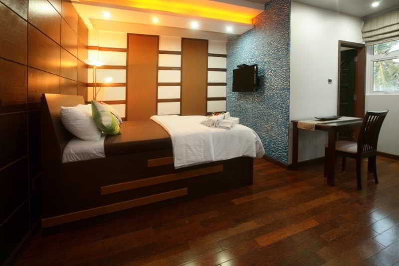 Ripple Beach Inn Хулхумале Екстериор снимка
